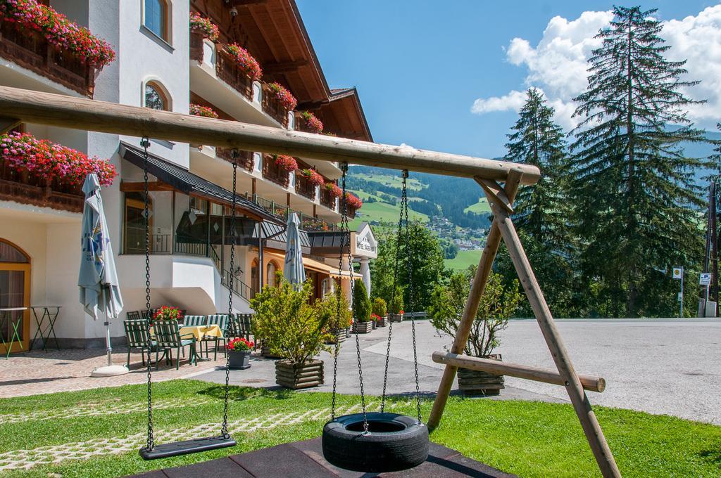 Hotel Jaegerhof Kolsassberg Kültér fotó